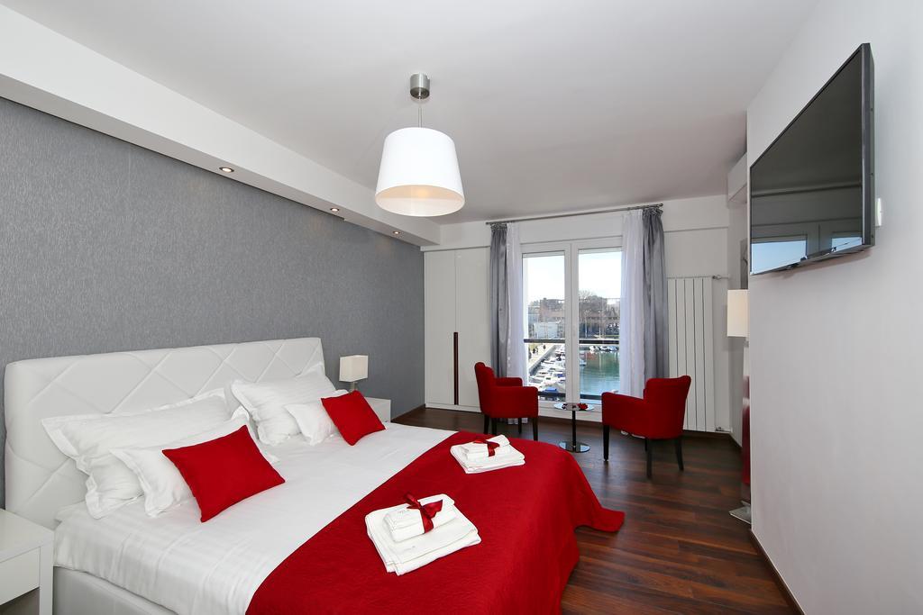 Lipotica Luxury Accommodation Zara Esterno foto