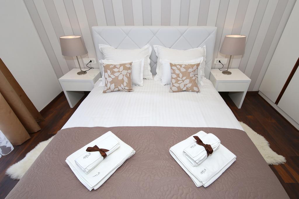Lipotica Luxury Accommodation Zara Esterno foto