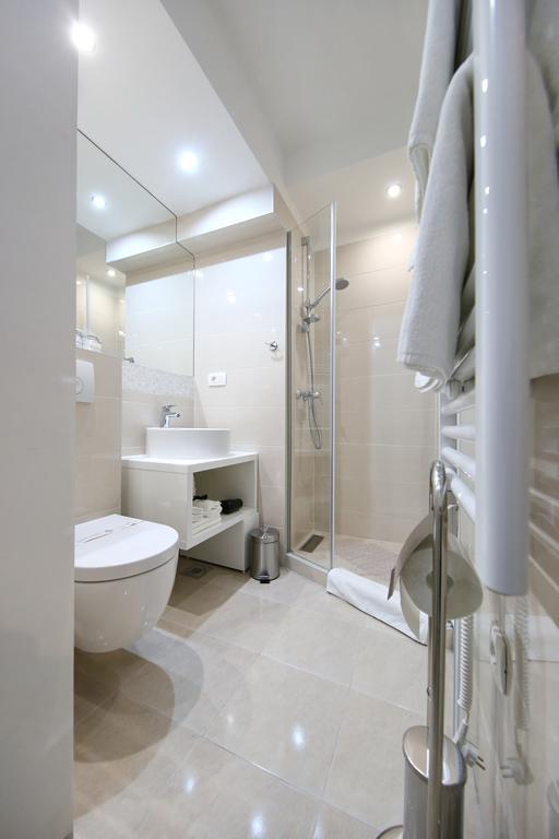 Lipotica Luxury Accommodation Zara Esterno foto